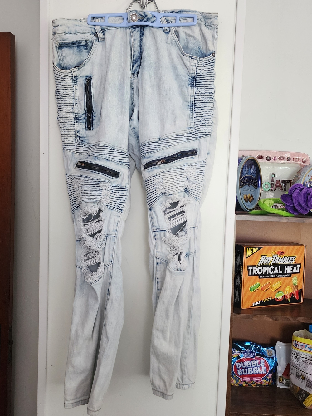 Rue21 Light Wash Distressed Moto Skinny Jeans